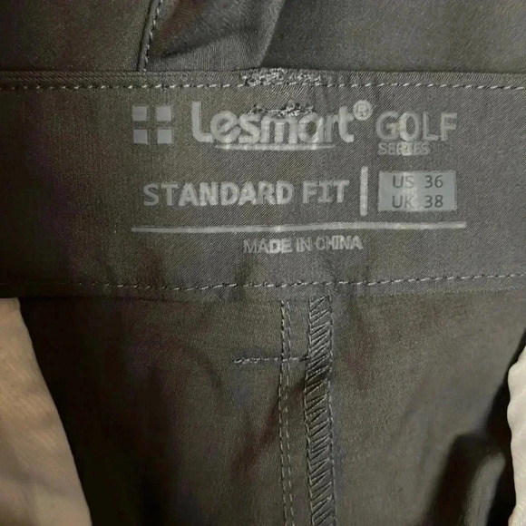 Lesmart Men's Golf Shorts Stretch Quick Dry Relaxed Fit Tech Performance Bermuda - Picture 4 of 4